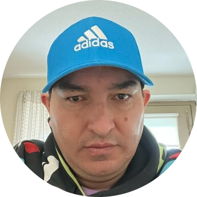 <em>Daniel Lopez </em>